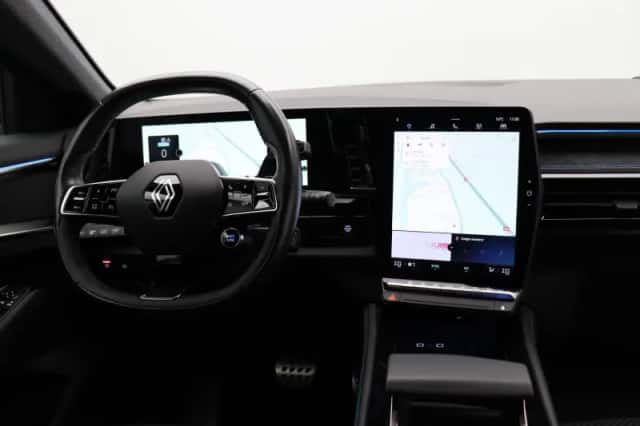Renault Austral (2023) thumbnail 5
