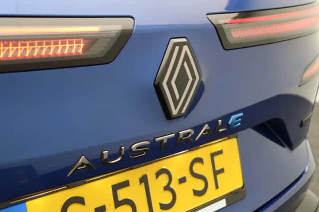 Renault Austral (2023) thumbnail 45
