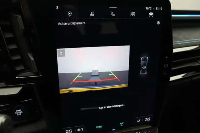 Renault Austral (2023) thumbnail 51