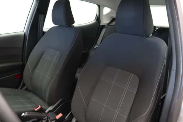 Ford Fiesta (2020) thumbnail 36