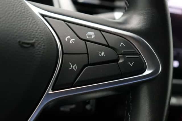 Renault Captur (2021) thumbnail 24