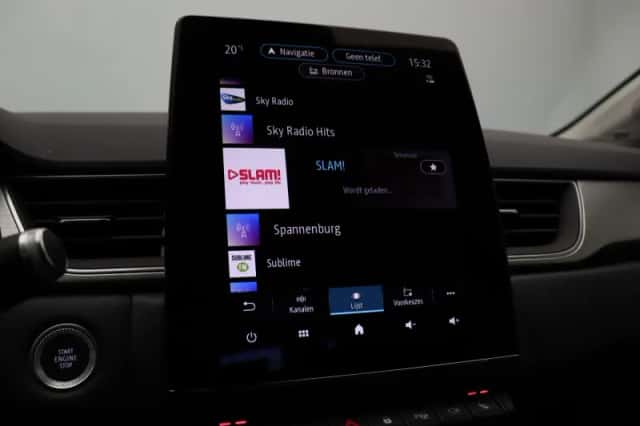 Renault Captur (2021) thumbnail 36