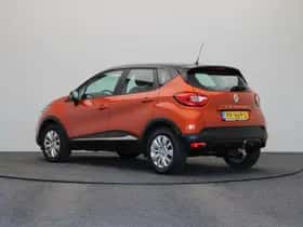 Renault Captur (2017) thumbnail 2