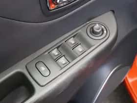 Renault Captur (2017) thumbnail 17