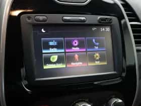 Renault Captur (2017) thumbnail 30