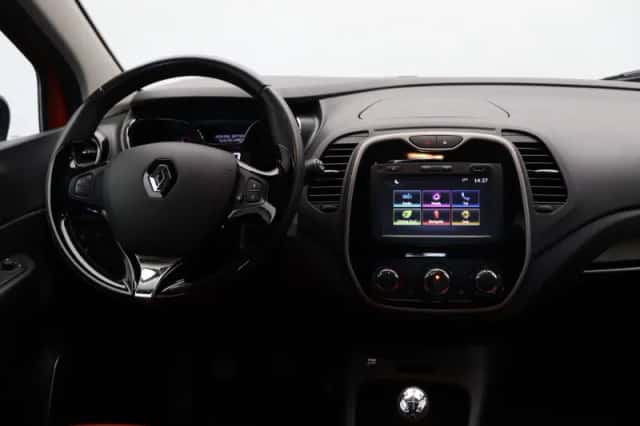 Renault Captur (2017) thumbnail 4