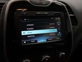 Renault Captur (2017) thumbnail 31