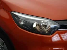 Renault Captur (2017) thumbnail 38