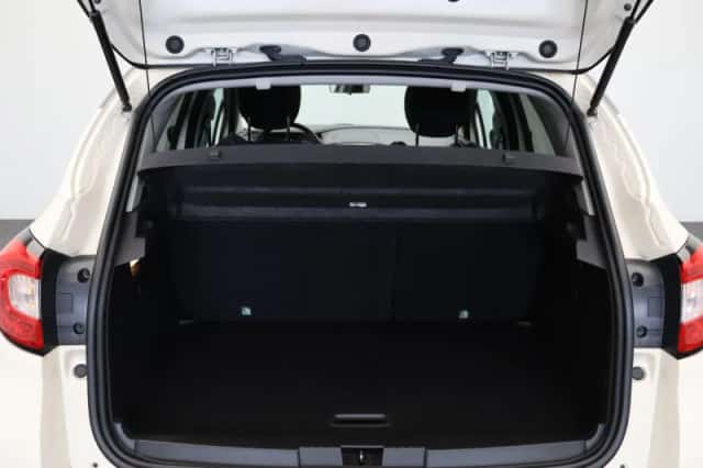 Renault Captur (2013) thumbnail 15