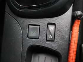 Renault Captur (2013) thumbnail 26