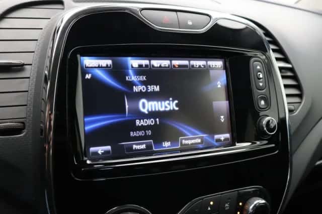 Renault Captur (2013) thumbnail 32
