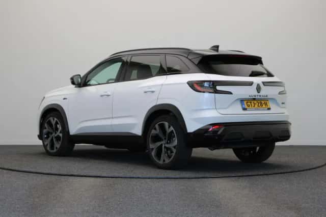 Renault Austral (2024) thumbnail 2