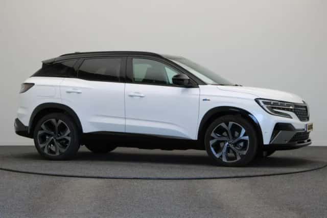 Renault Austral (2024) thumbnail 6