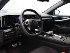Renault Austral (2024) thumbnail 8