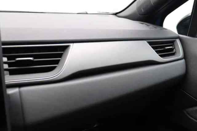 Renault Captur (2024) thumbnail 37