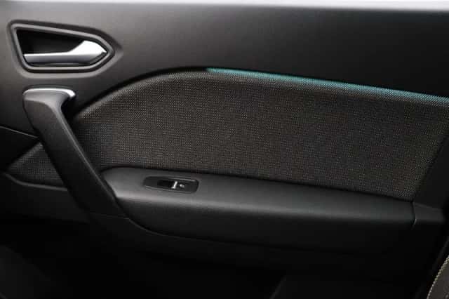 Renault Captur (2024) thumbnail 39