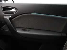 Renault Captur (2024) thumbnail 39