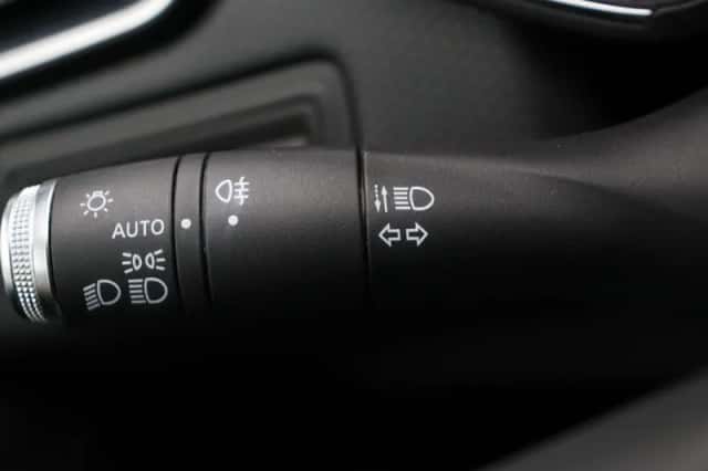 Renault Clio (2021) thumbnail 22