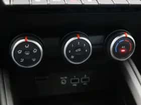 Renault Clio (2021) thumbnail 27