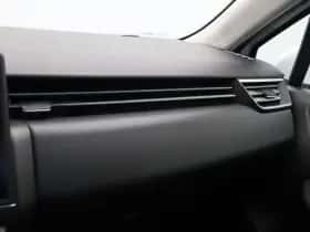 Renault Clio (2021) thumbnail 32