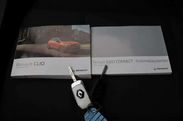Renault Clio (2021) thumbnail 33
