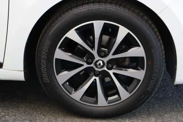 Renault Clio (2021) thumbnail 37
