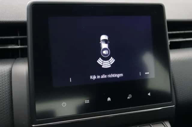 Renault Clio (2021) thumbnail 39