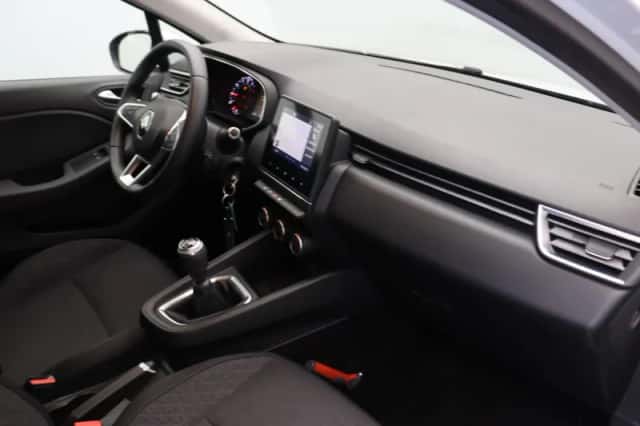 Renault Clio (2021) thumbnail 5
