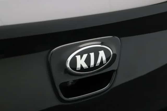 Kia Rio (2020) thumbnail 36