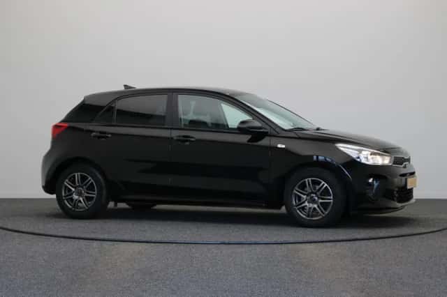 Kia Rio (2020) thumbnail 9