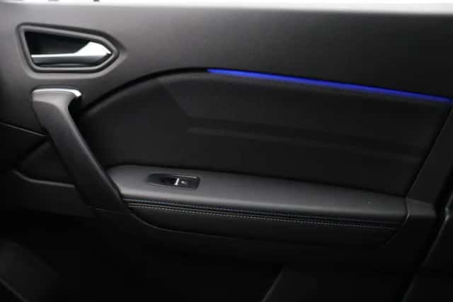 Renault Captur (2025) thumbnail 38