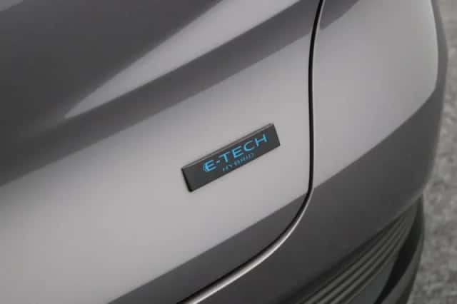 Renault Captur (2025) thumbnail 43