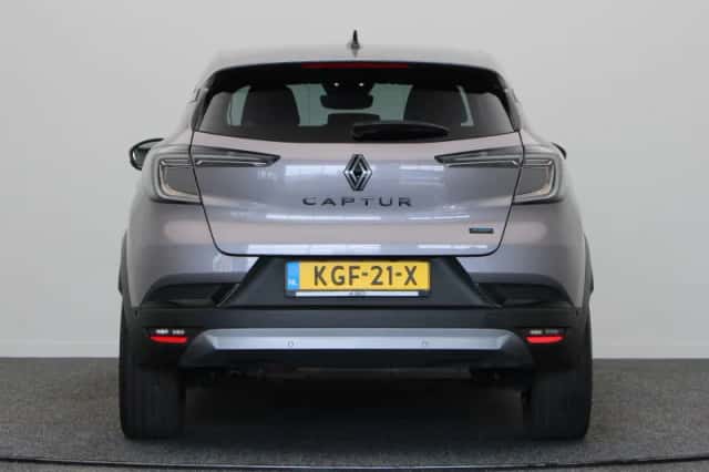 Renault Captur (2025) thumbnail 7