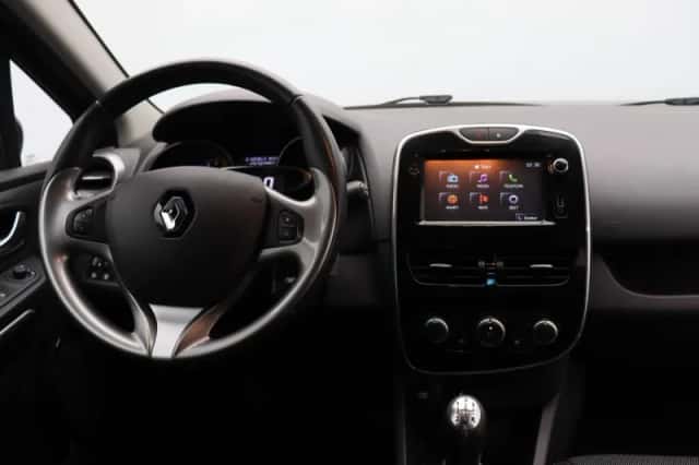 Renault Clio (2015) thumbnail 4