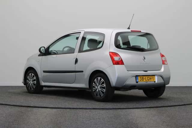 Renault Twingo (2010) thumbnail 2