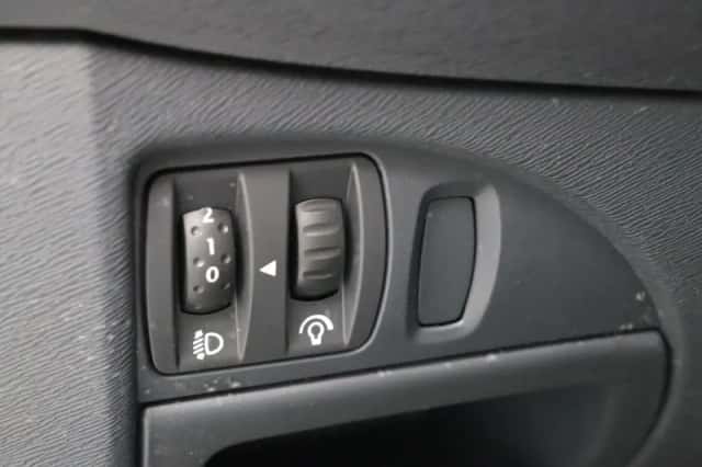 Renault Twingo (2010) thumbnail 17