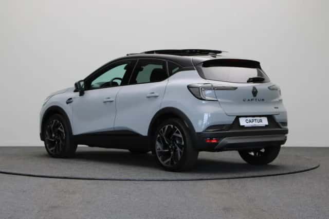 Renault Captur (2026) thumbnail 2