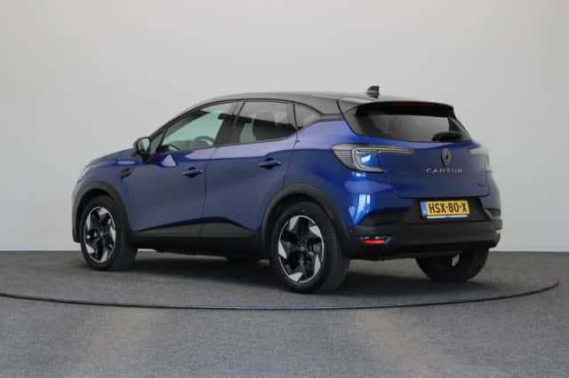 Renault Captur (2025) thumbnail 2