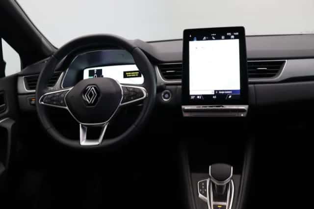 Renault Captur (2025) thumbnail 5
