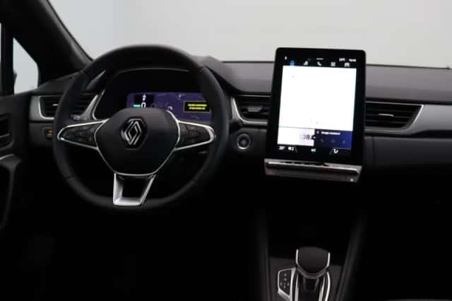 Renault Captur (2025) thumbnail 5