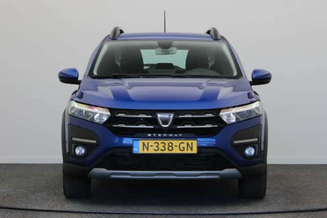 Dacia Sandero Stepway (2021) thumbnail 6