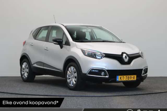 Renault Captur (2016) thumbnail 1