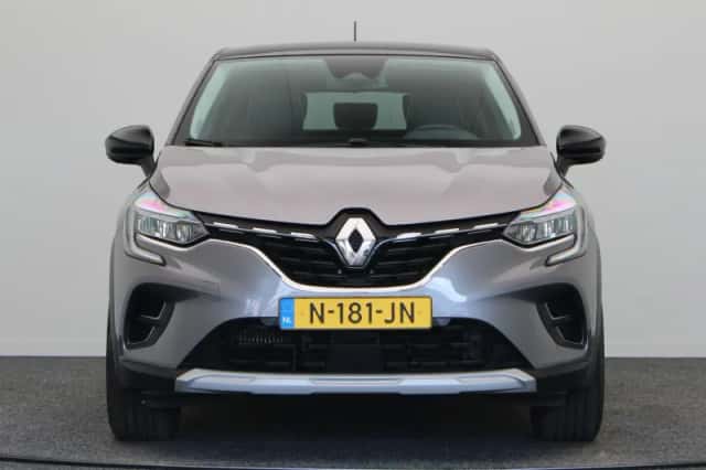 Renault Captur (2021) thumbnail 6