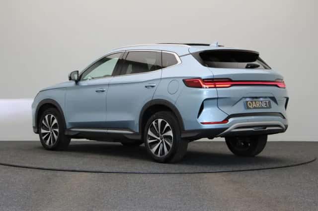 BYD Seal U (2025) thumbnail 3
