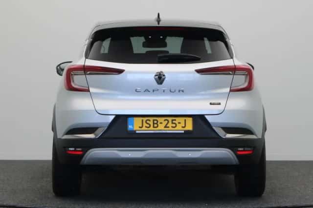 Renault Captur (2024) thumbnail 5