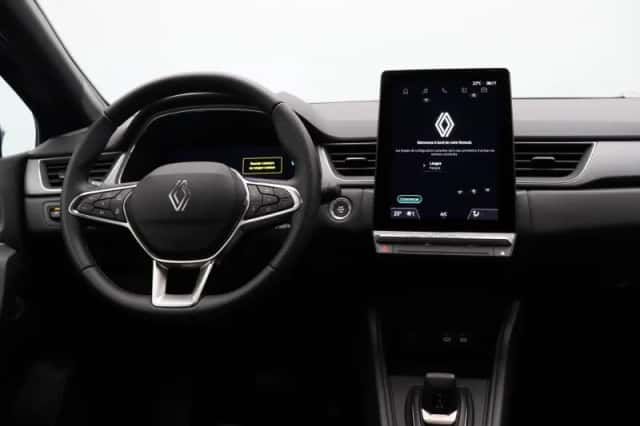 Renault Captur (2025) thumbnail 5