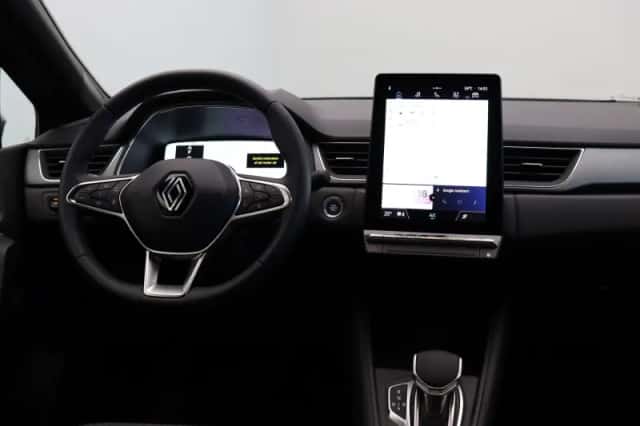 Renault Captur (2025) thumbnail 5
