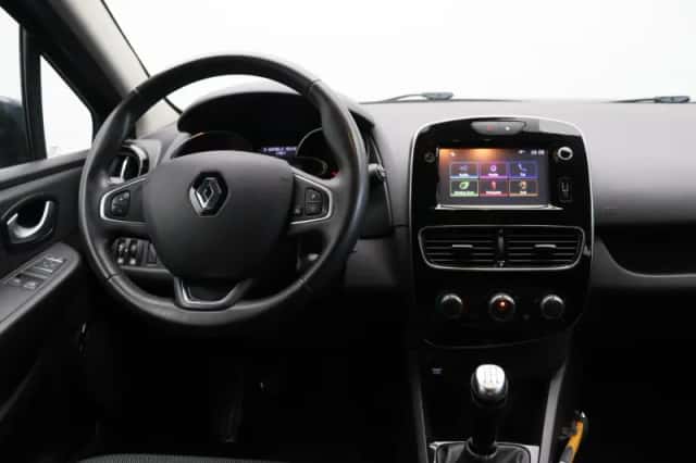 Renault Clio (2018) thumbnail 4
