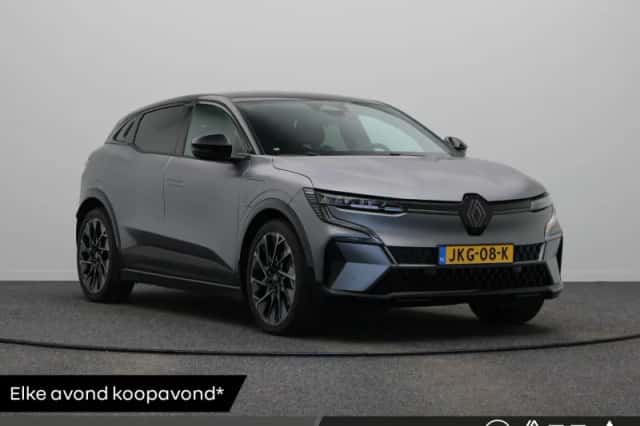 Renault Mégane E-Tech (2025) thumbnail 1