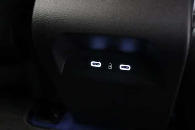 Renault Mégane E-Tech (2025) thumbnail 5